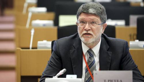 Picula piše preporuke za proširenje EU: BiH što prije dati status kandidata