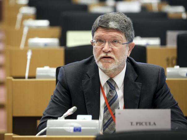 Picula: Vlast u Beogradu mora ozbiljno shvatiti usvojenu Rezoluciju