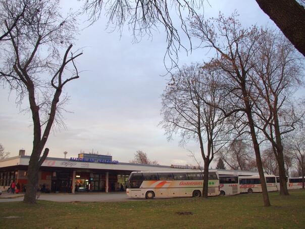 Pijani mladić iz BiH napao i povrijedio policajce u Slavonskom Brodu