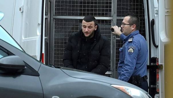 Pijani mladić je usmrtio svoju djevojku u njenom BMW-u, plakao je na ispitivanju