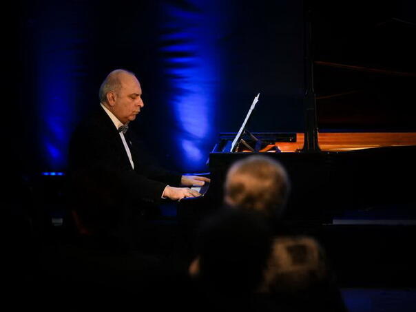 Pijanist Constantin Sandu nastupio pred sarajevskom publikom
