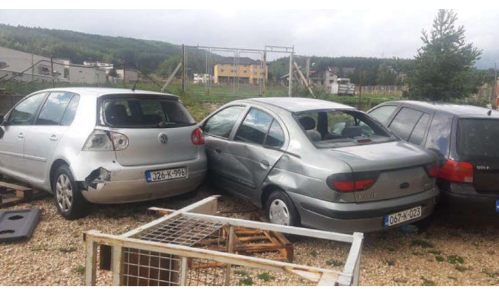 Pijavica napravila veliku štetu na vozilima i obiteljskim kućama u Tomislavgradu