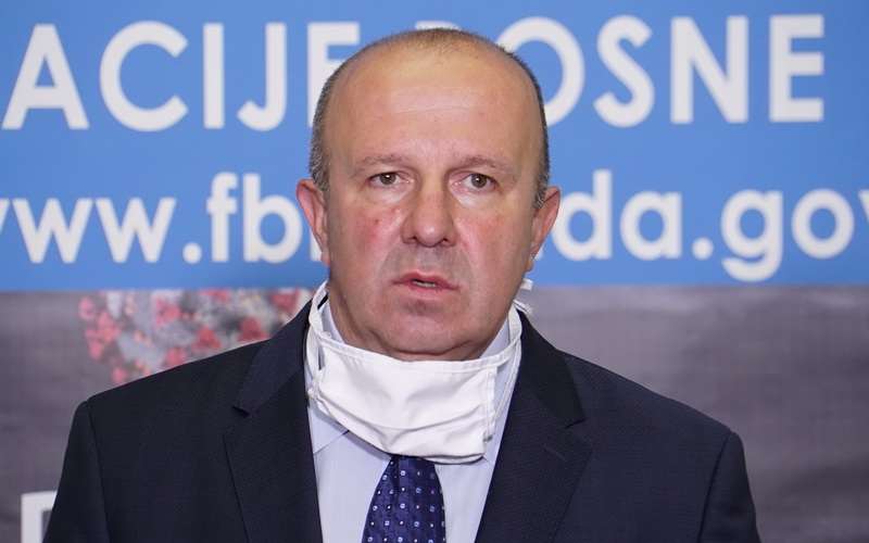 Pitali smo koliko FBiH ima testova, Pehar nije rekao broj: Dovoljno!?