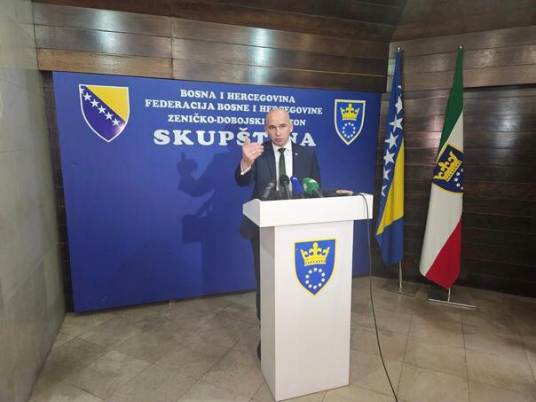 Pivić: Prijedlog za sastav nove vlade u potpunosti usklađen s Ustavom ZDK