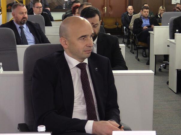 Pivić: U Novu godinu ulazimo sa usvojenim svim finansijskim planovima