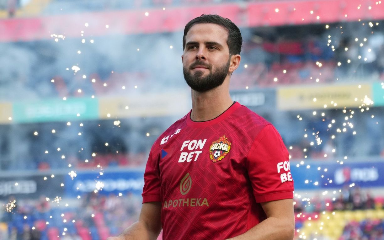 Pjanić blizu povratka u jednu od najjačih liga u Evropi