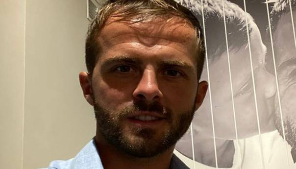 Pjanić: Dobro sam i srećom asimptomatičan