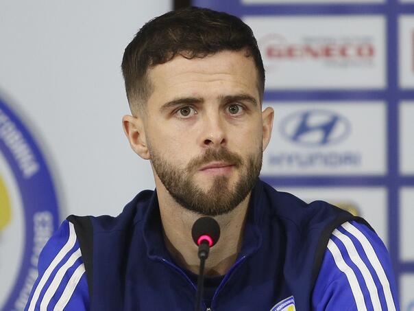 Pjanić završio reprezentativnu karijeru: Ovo mi je najteža odluka