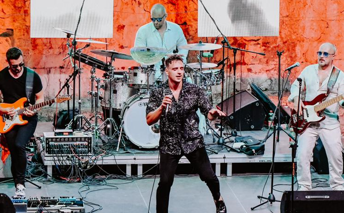 Pjesmom 'Najljepši cvijet' Adi Šoše najavljuje prvi solistički koncert u Sarajevu
