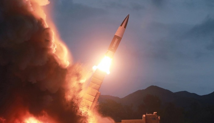 Pjongjang ispalio projektile u more između Korejskog poluostrva i Japana