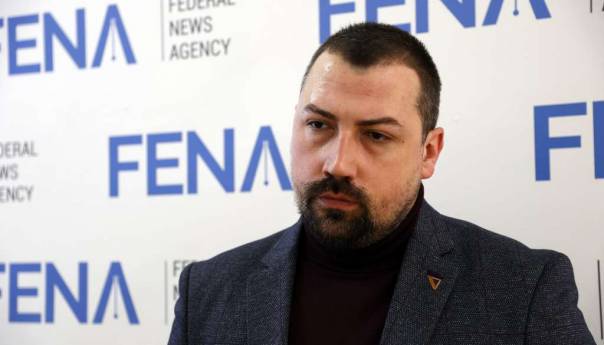 Plakalo: Deveti maj dokaz je da će i BiH i EU nadjačati sve izazove