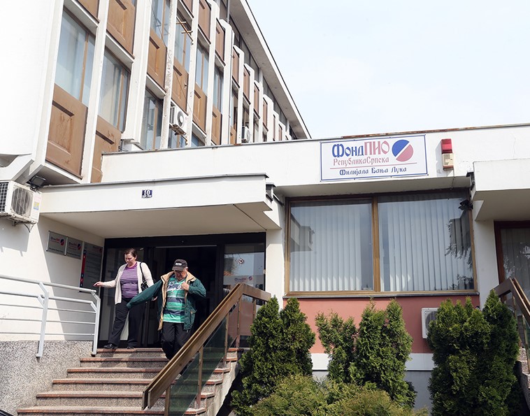 Planirano i povećanje: Sutra penzije, obezbjeđeno 180 miliona KM