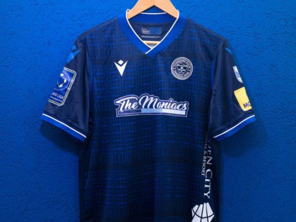 Plavi predstavili novu garnituru dresova, sa motivom željezničke stanice u Sarajevu