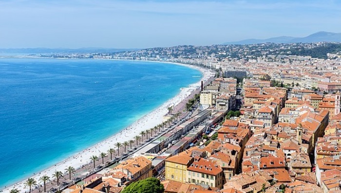 Plaže u Francuskoj ponovo otvorene, ali samo za kupanje, sunčanje zabranjeno