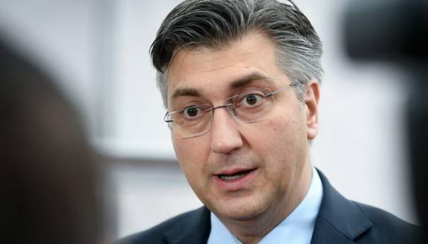 Plenković: Ako Jelenić ne da ostavku, Vlada će predložiti Saboru da ga razriješi