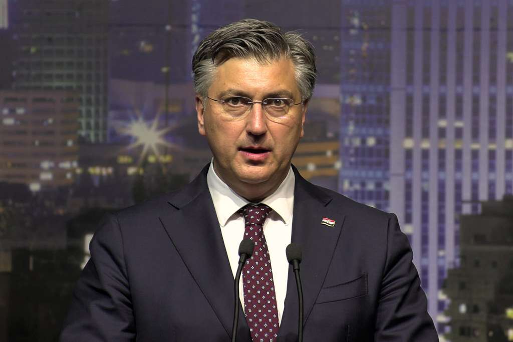 Plenković čestitao Čoviću na ponovnom izboru za predsjednika HDZ BiH