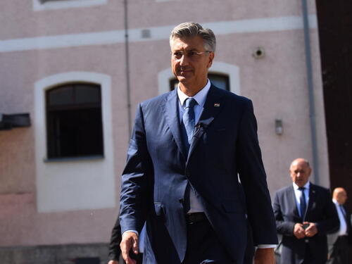 Plenković: Cijela Srbija se digla zbog moje izjave o Mladiću, vratite se u prvi razred škole