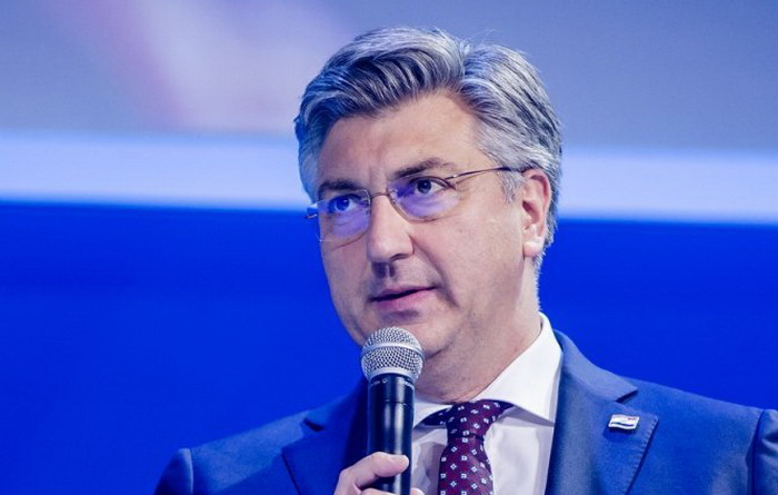 Plenković: Do kraja mandata bit će završena autocesta do Svilaja