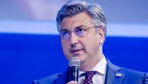 Plenković: Do kraja mandata bit će završena autocesta do Svilaja