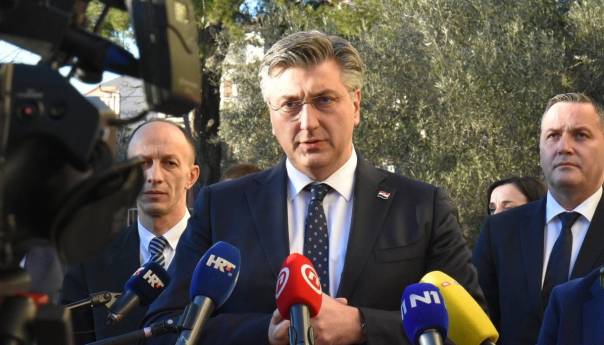 Plenković: Hrvatska prebrodila kovid krizu, plate u porastu