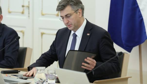 Plenković: Hrvatska u eurozoni i Schengenu do 2024.