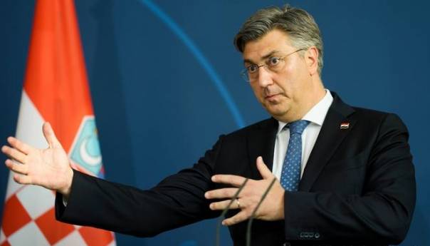 Plenković i američke sankcije Čavari: "Hod po žici" s "kamenom oko vrata"