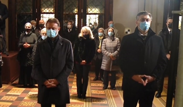 Plenković i Jandroković u crkvi na misi uprkos preporukama