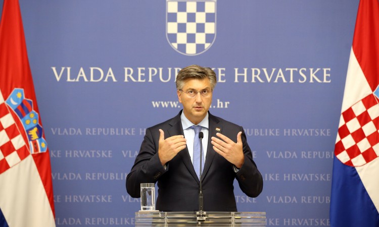 Plenković: Neprimjerena izjava Brnabić o Srebrenici