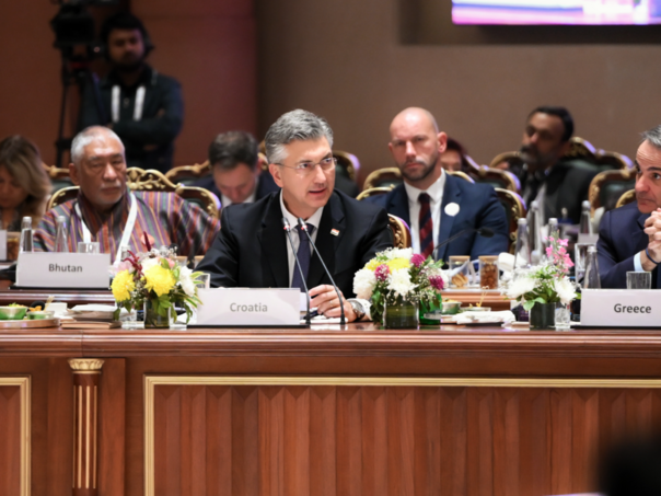 Plenković na samitu u Indiji: Sve je teže razlikovati činjenice od manipulacija