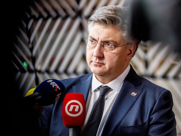 Plenković najavio ogromno ulaganje u vojsku: Kupit ćemo HIMARS-e, Caesare i Bayraktare