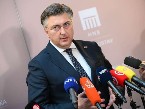 Plenković: Nit' je Grbin predsjednik SDP-a, nit' je Milanović predsjednik Republike