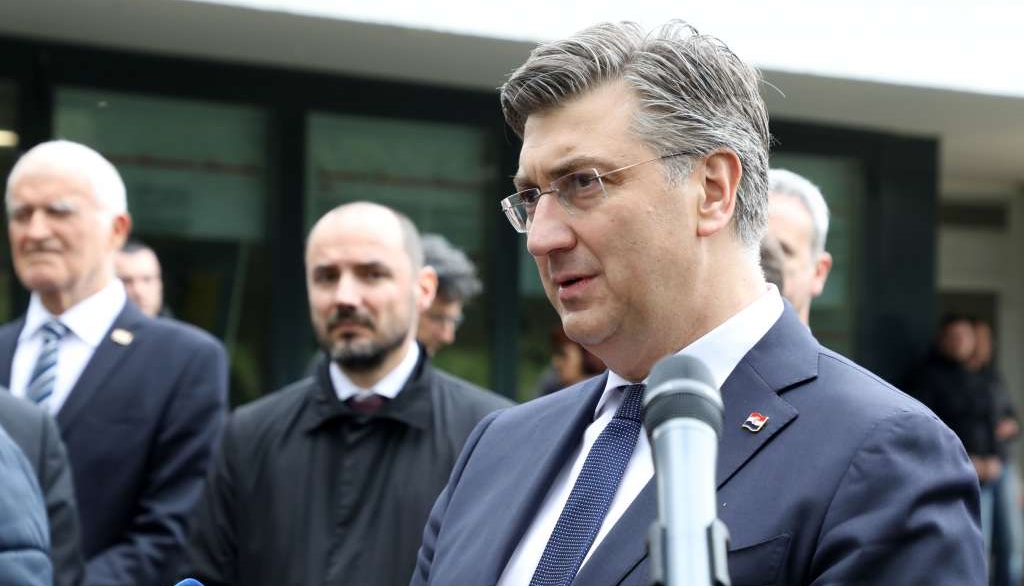 Plenković o pokliču "Za dom spremni": Eventualno možemo povećati kazne