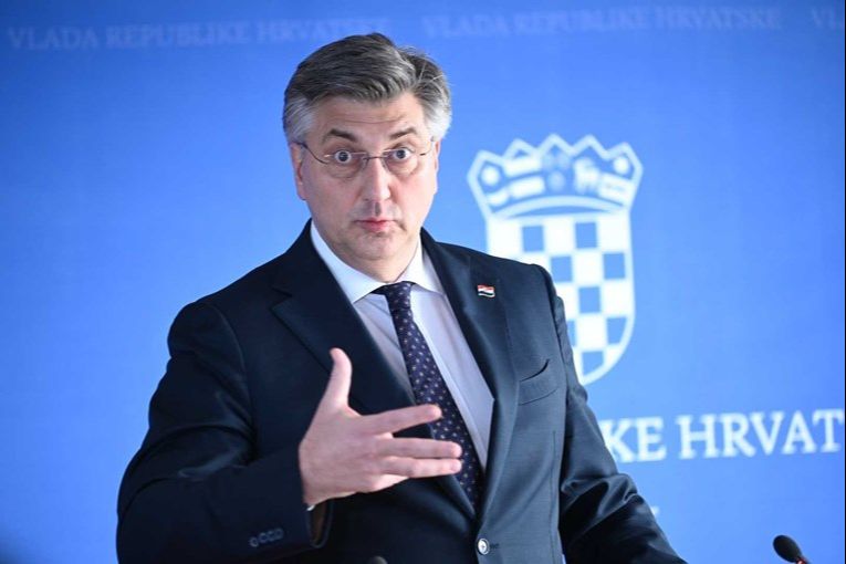 Plenković odgovorio Milanoviću: Šalje pisamce 