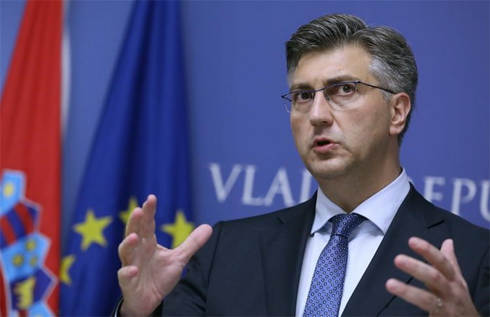 Plenković osudio uvredljive poruke protiv Srba