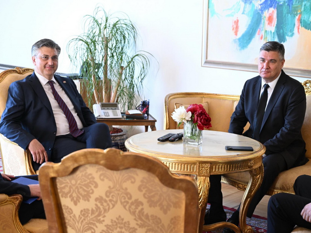 Plenković predao potpise Milanoviću
