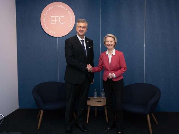 Plenković sa Von der Leyen o BiH: Pozdravio reformsku agendu