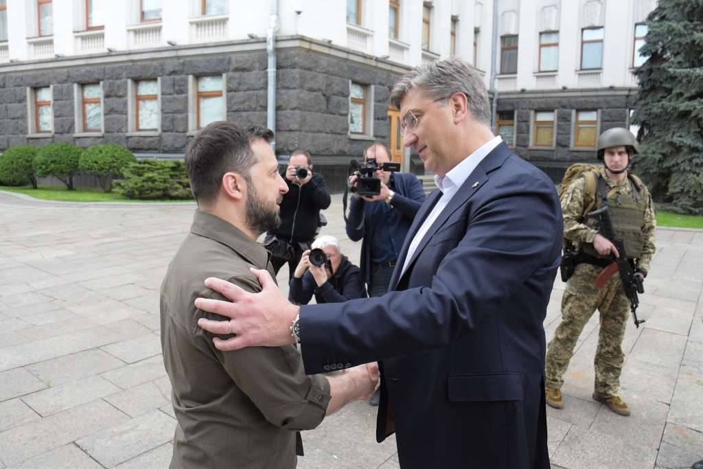 Plenković sa Zelenskim: Hrvatska zna kako je biti pod agresijom