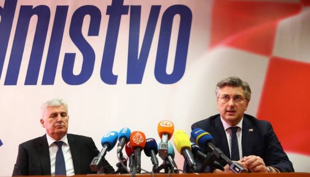 Plenković: Samo Schmidt zna sadržaj odluke