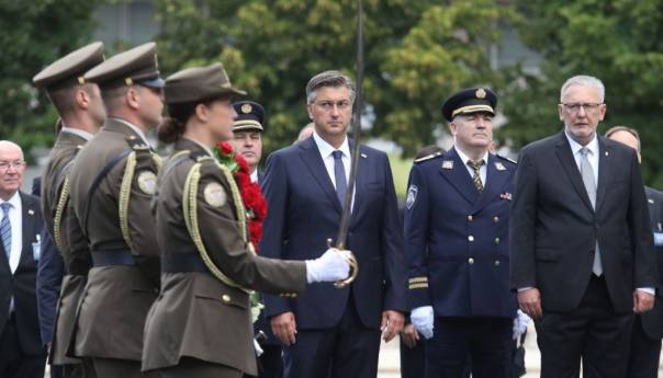 Plenković Srbiji: Napustite jalovu retoriku prošlosti