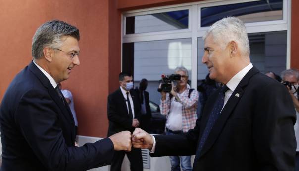 Plenković sutra u BiH, sastaje se s Čovićem
