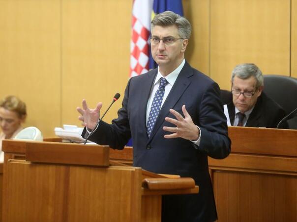 Plenković tvrdi da Vlada Hrvatske ne koketira s ustaštvom