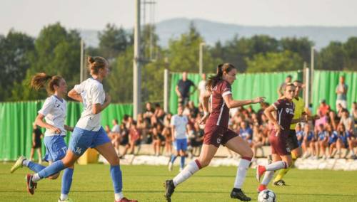 Pobjeda nogometašica SFK 2000 Sarajevo protiv Osijeka u prvoj utakmici regionalnog turnira