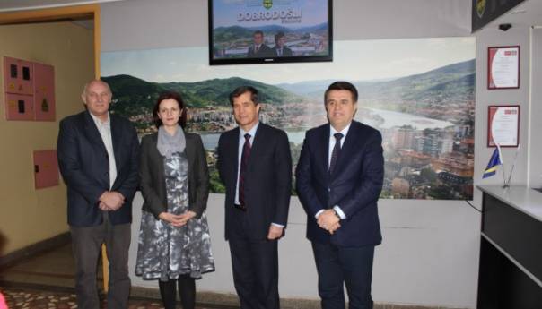 Poboljšati saradnju lokalnih zajednica preko međuentitetske linije