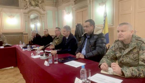 Poboljšati uvjete za rad pripadnika Oružanih snaga BiH