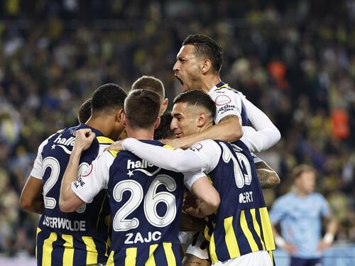 Pobuna u Fenerbahçeu: Klub želi izvesti juniore protiv Galatasaraya