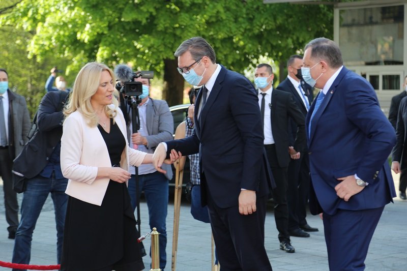 'Pobunjeni' čelnici RS kod Vučića o imenovanju Schmidta