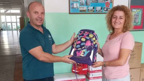 Počela isporuka ruksaka za 690 prvačića