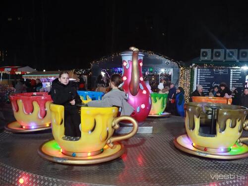 Foto/Video: Zimska čarolija na Vilsu za sve generacije