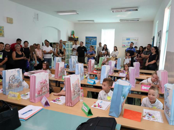 Počela nova školska godina u BPK, ukupno 2.743 učenika
