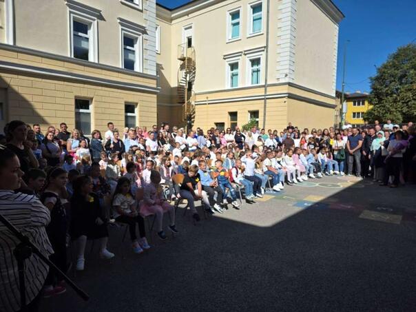 Počela nova školska godina za 2.704 učenika u BPK Goražde
